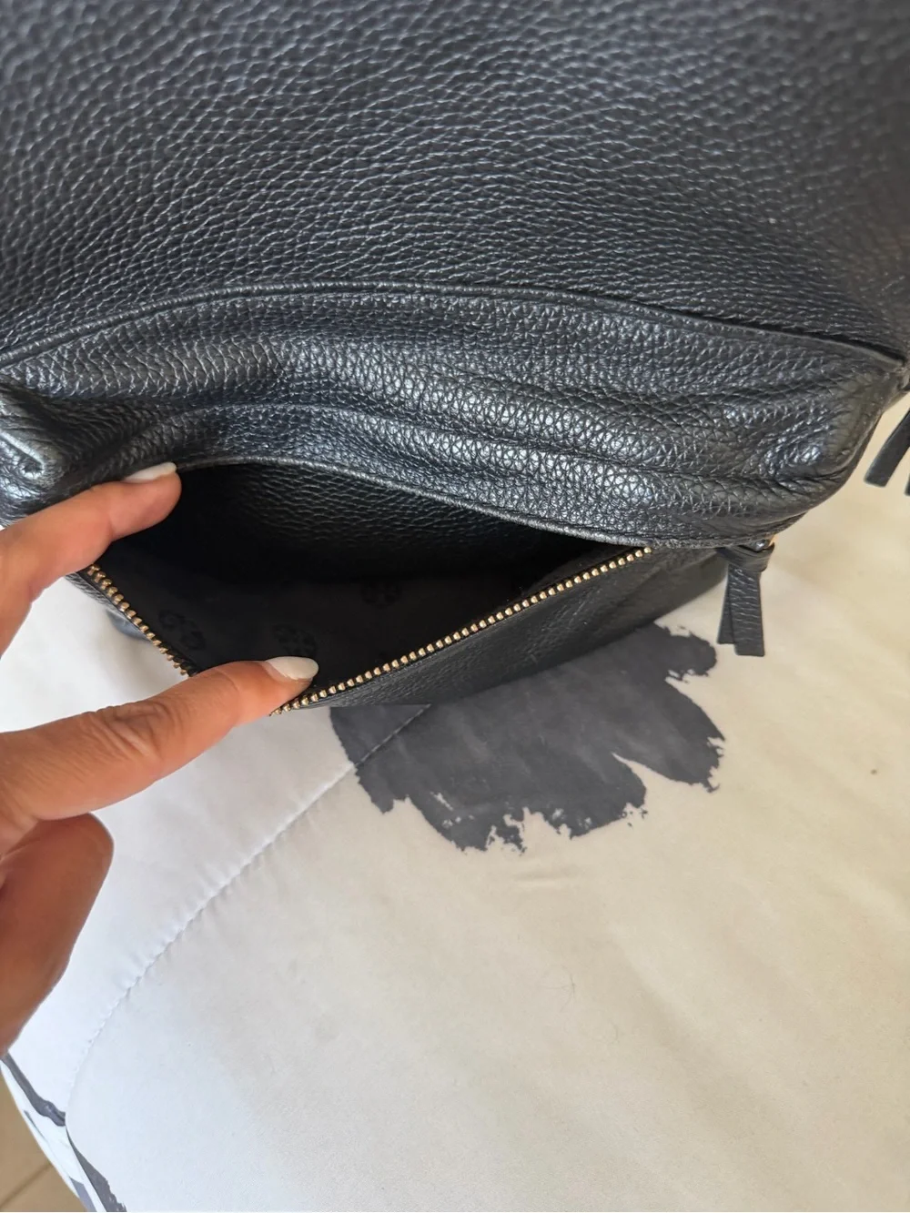 Tory Burch EUC Black Pebbled Leather Backpack